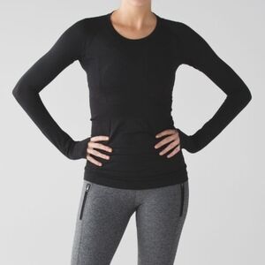 Lululemon Swiftly Tech Long Sleeve Black EUC